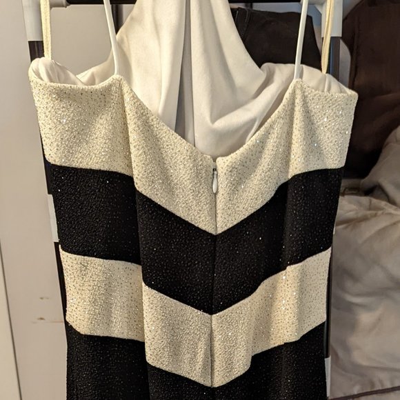 Prom Dress - Picture 2 of 7